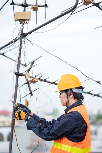Outdoor Antenna Installation
